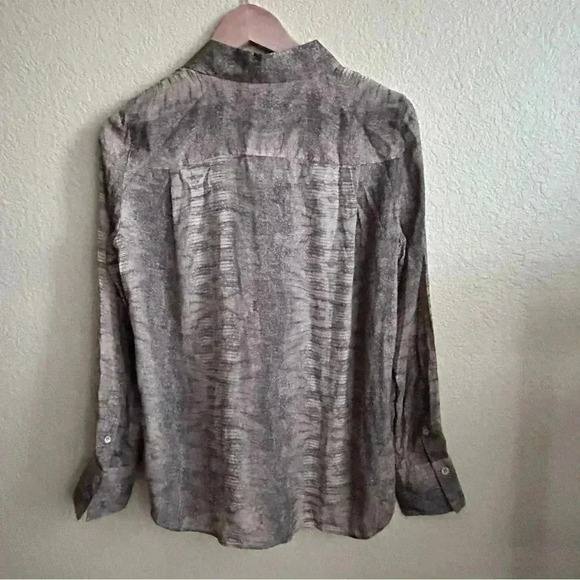 Lafayette 148 New York Long Sleeve Button Down Top - Picture 3 of 10